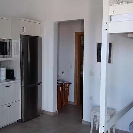 Stilvi Milos Plaka  Bagian luar foto