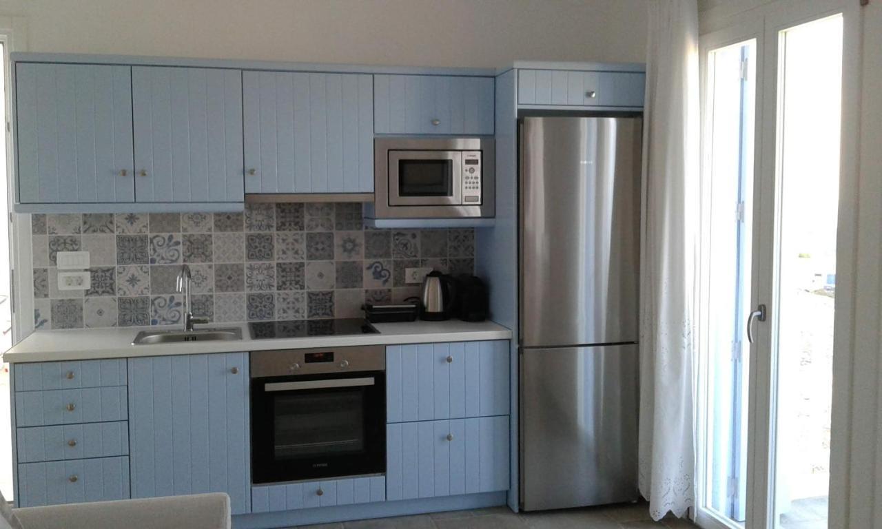 Stilvi Milos Plaka  Bagian luar foto