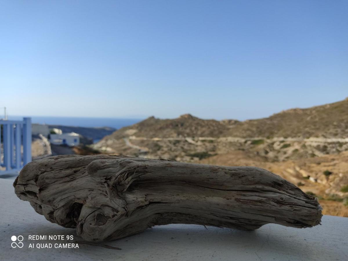 Stilvi Milos Plaka  Bagian luar foto