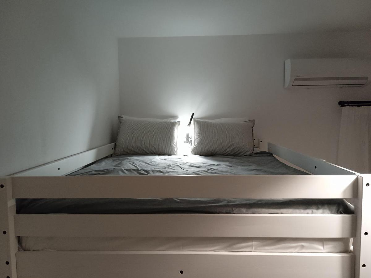 Stilvi Milos Plaka  Bagian luar foto