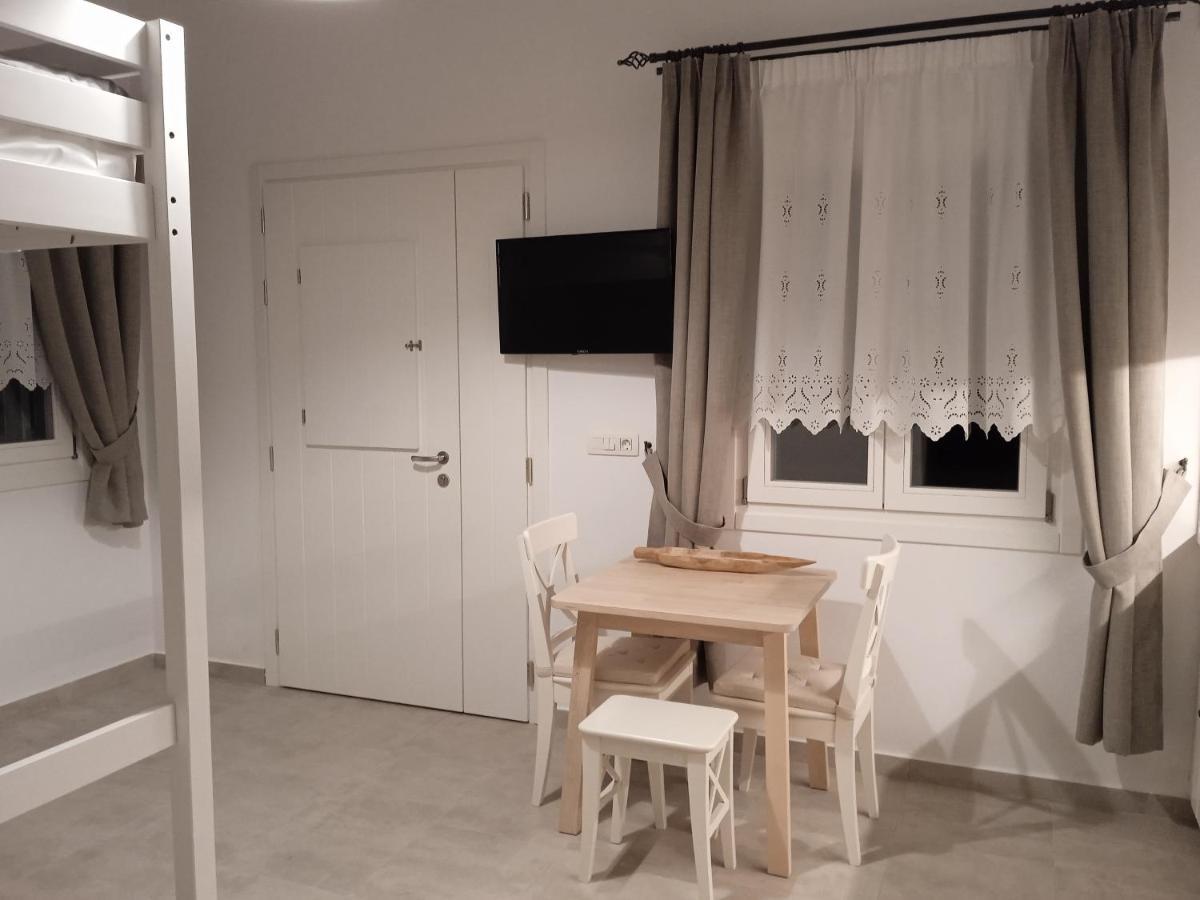 Stilvi Milos Plaka  Bagian luar foto