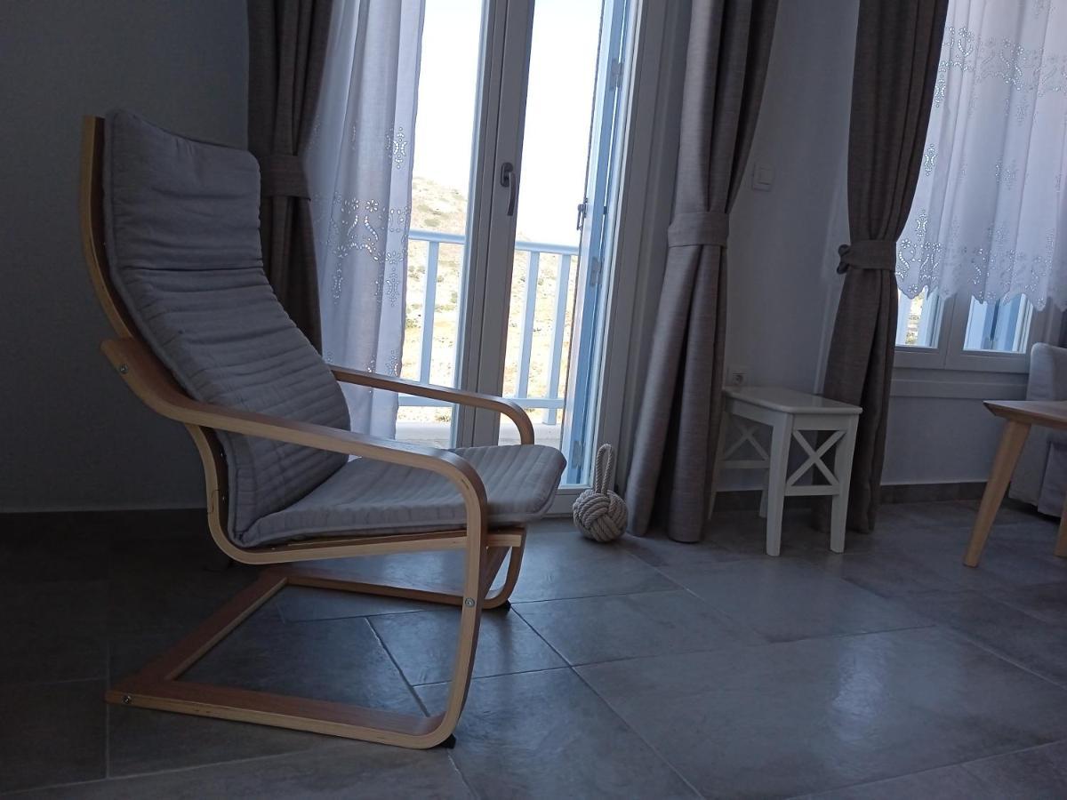 Stilvi Milos Plaka  Bagian luar foto