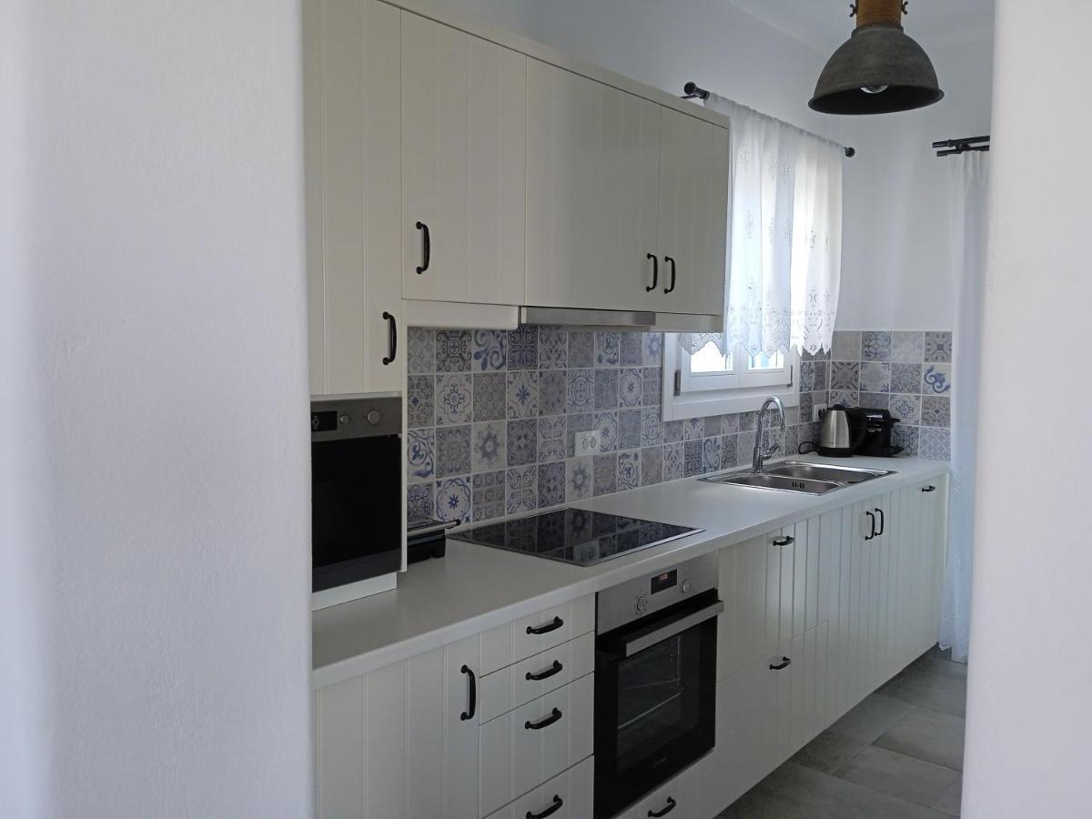 Stilvi Milos Plaka  Bagian luar foto