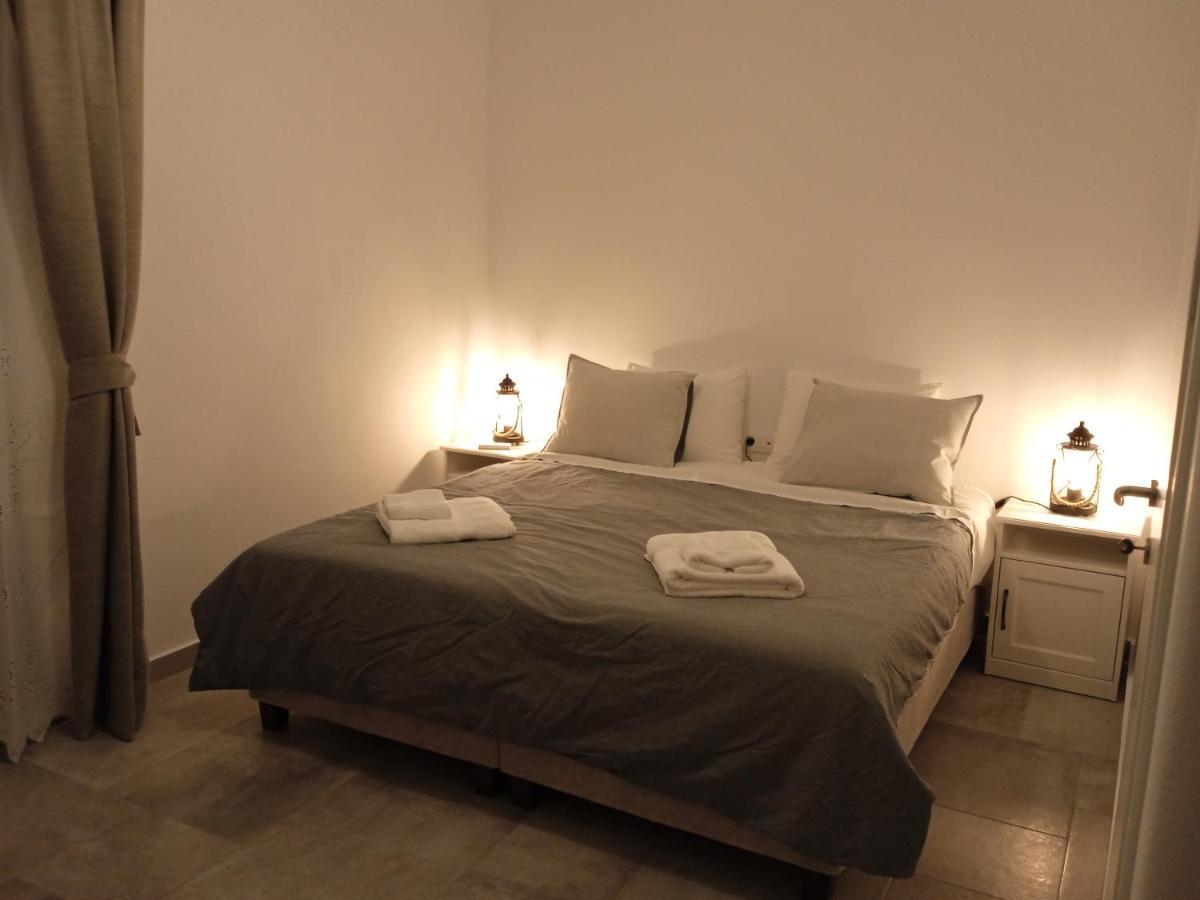 Stilvi Milos Plaka  Bagian luar foto