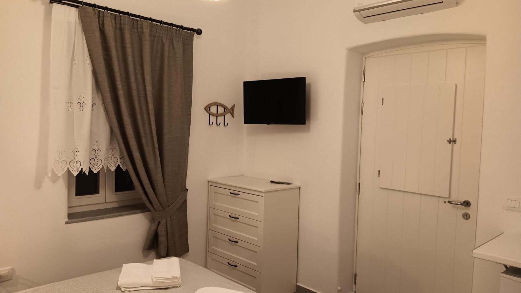 Stilvi Milos Plaka  Bagian luar foto